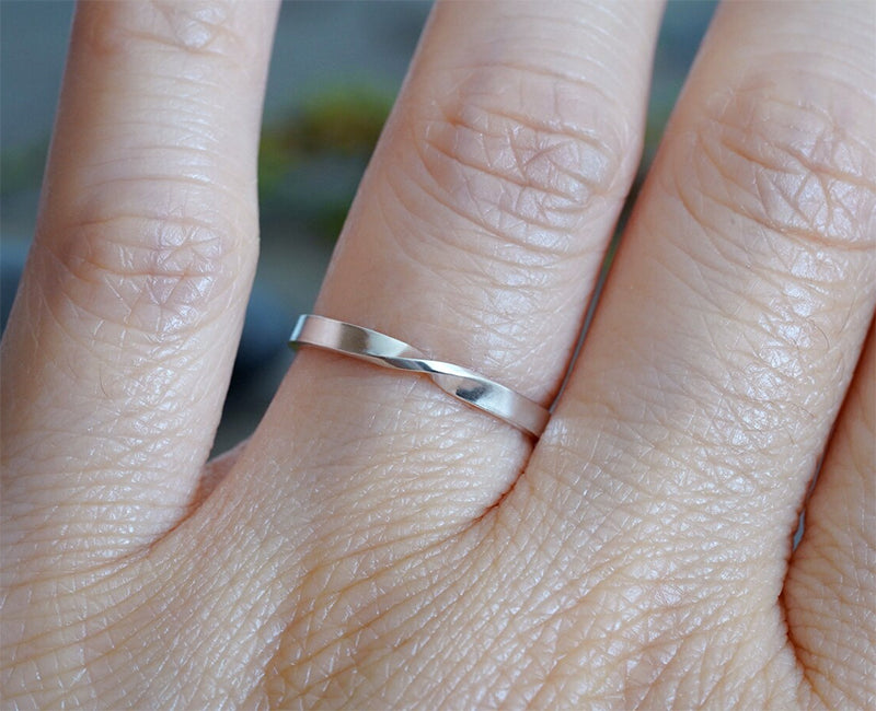 2mm Twist Wedding Band