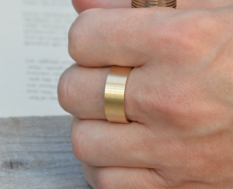 Comfort Fit Yellow Gold Wedding Band in 4mm, 5mm, 6mm or 8mm