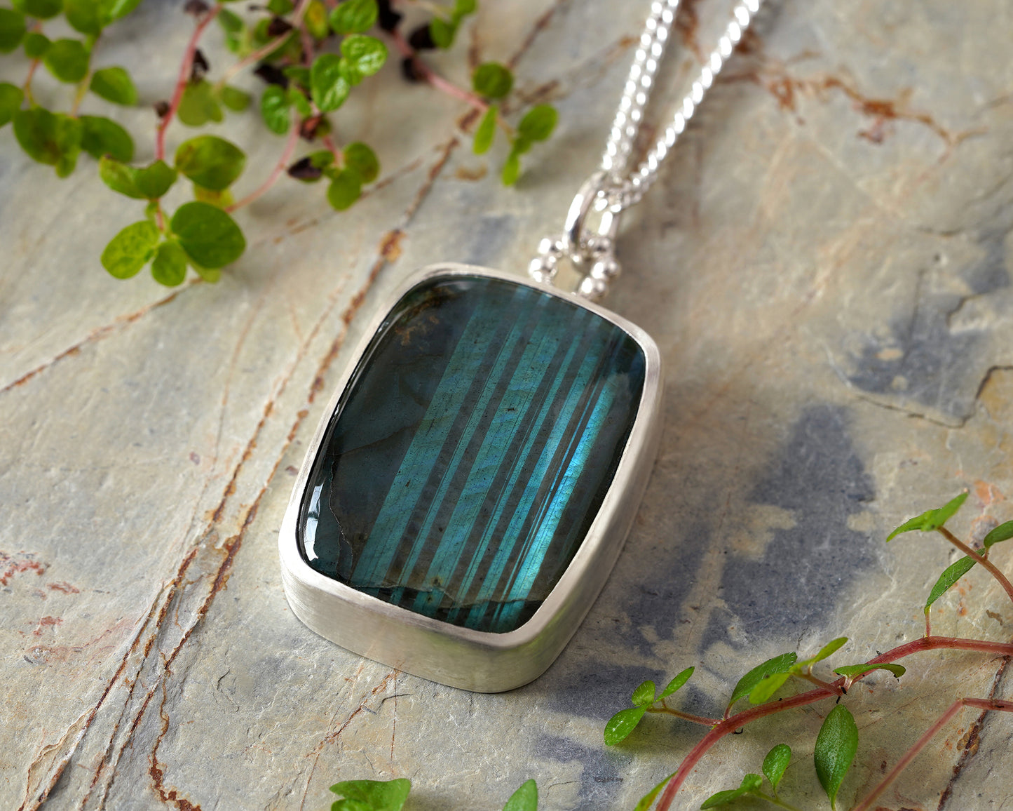 45ct Labradorite Necklace in Sterling Silver