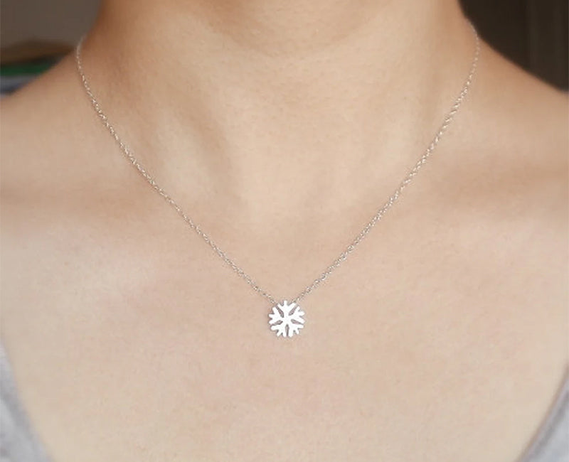Snowflake Necklace in Sterling Silver