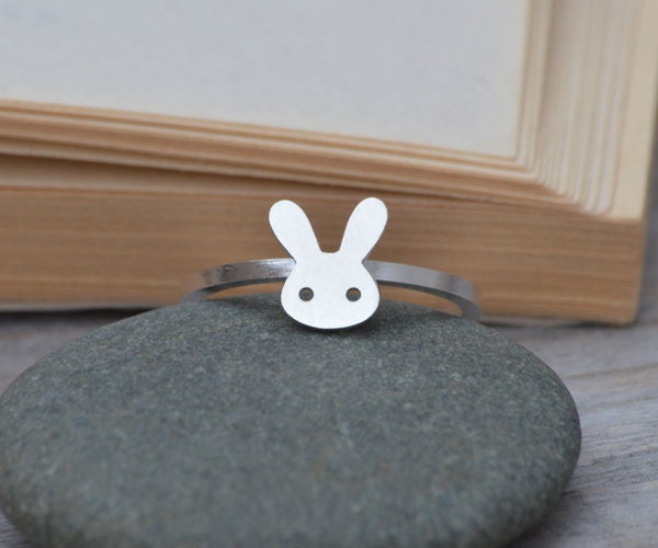 Silver on sale bunny ring