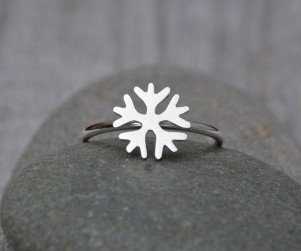 Snowflake Ring in Sterling Silver, Silver Snowflake Ring