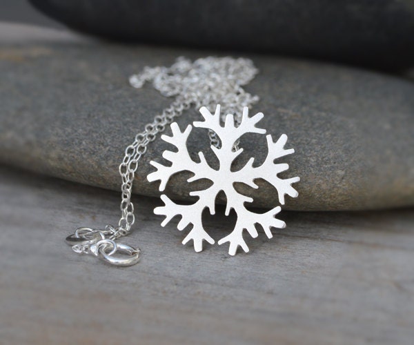 Snowflake Necklace in Sterling Silver, Silver Snowflake Necklace