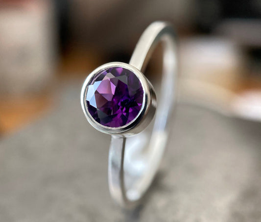 7mm Amethyst Ring in Sterling Silver