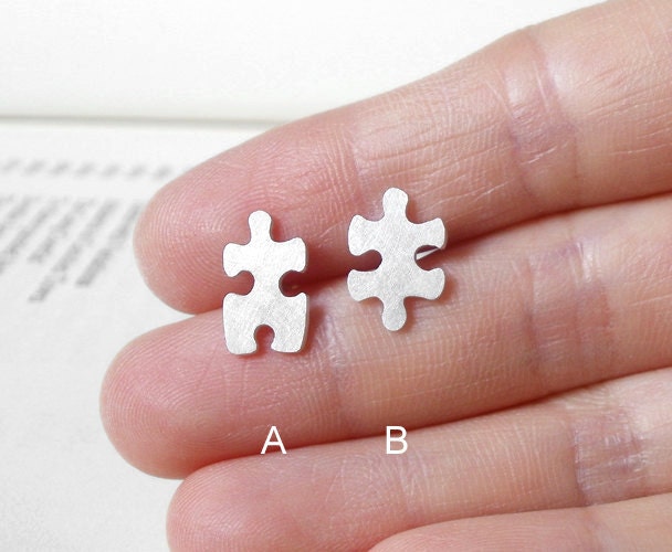 Jigsaw Puzzle Lapel Pin, Silver Puzzle Pin