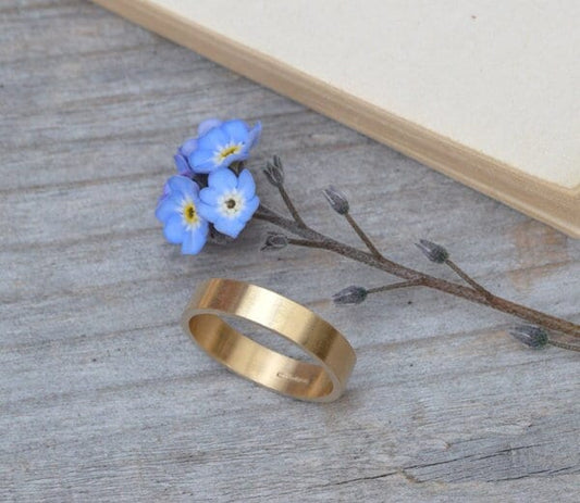4mm Wedding Band in 9k Yellow Gold, Traditional Wedding Ring, Plain Wedding Band