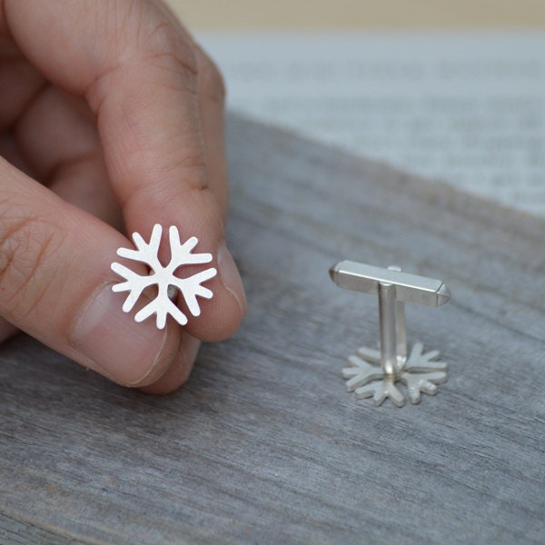 Snowflake Cufflinks in Sterling Silver, Personalized Snowflake Cufflink