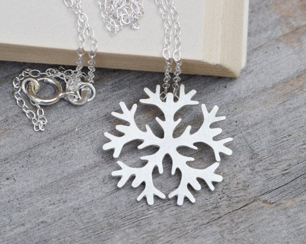 Snowflake Necklace in Sterling Silver, Silver Snowflake Necklace