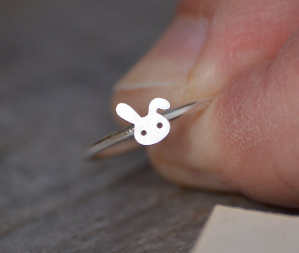 Small Rabbit Ring in Sterling Silver, Silver Bunny Ring