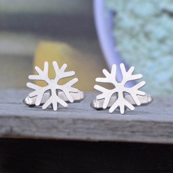 Snowflake Cufflinks in Sterling Silver, Personalized Snowflake Cufflink