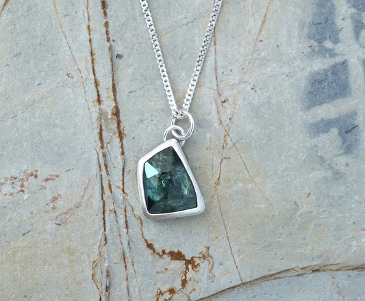 1.7ct Montana Sapphire Necklace in Sterling Silver