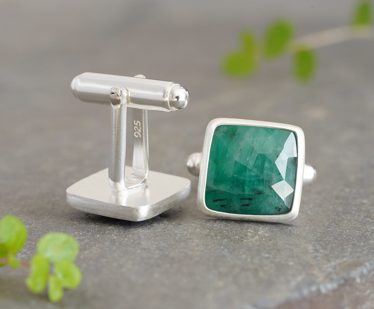 10ct Emerald Cufflinks in Sterling Silver