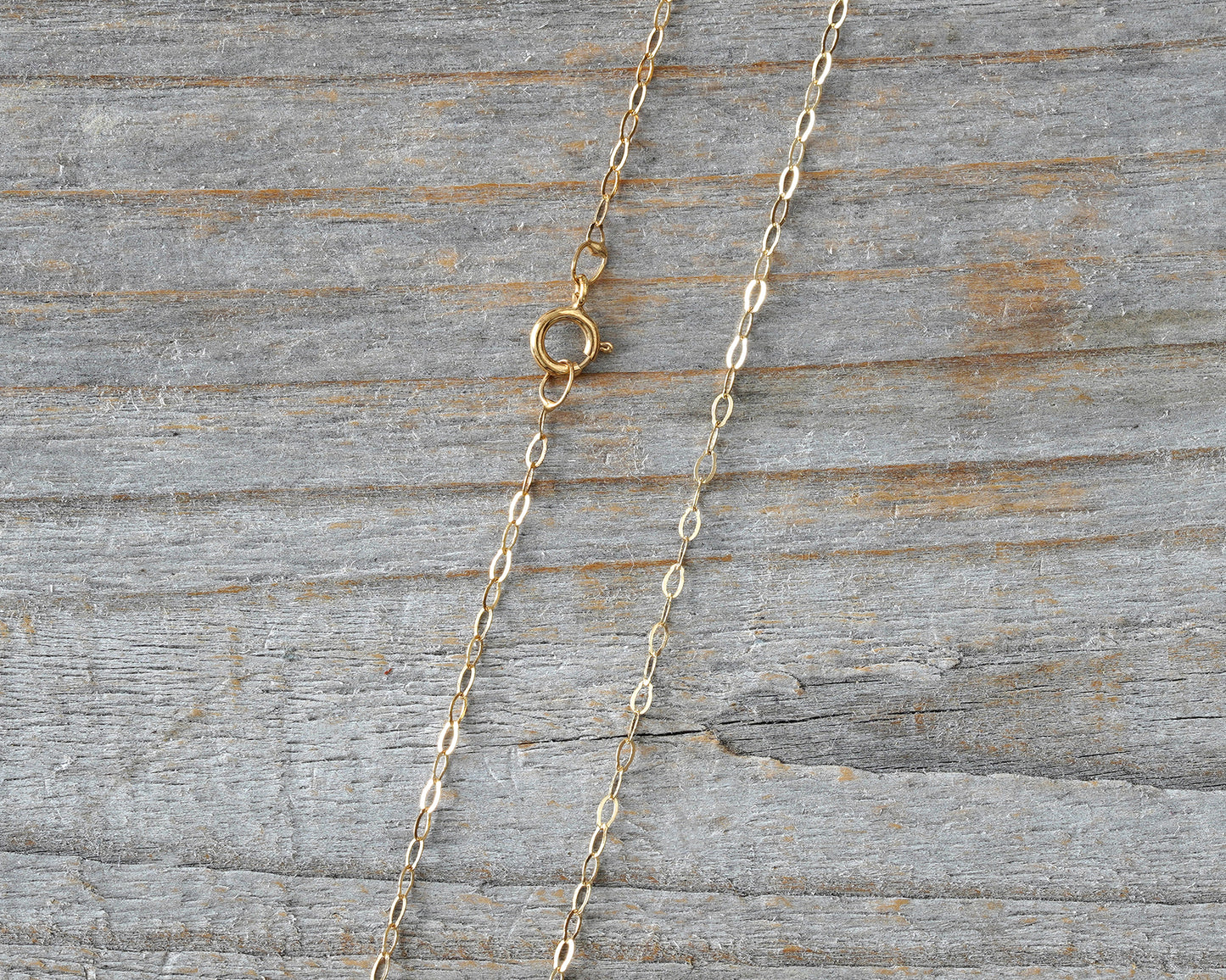 Solid 9ct Yellow Gold Diamond Cut Trace Chain
