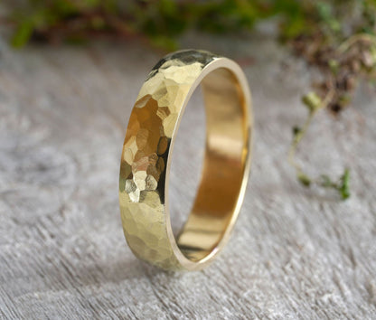 Special Order for Ryan: Hammered effect Wedding Ring in 18k Yellow Gold