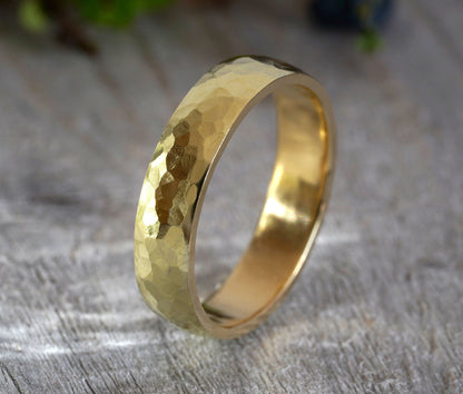 Special Order for Ryan: Hammered effect Wedding Ring in 18k Yellow Gold