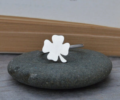 Lucky Shamrock Ring in Sterling Silver, 4 Leaf Clover Ring in Sterling Silver
