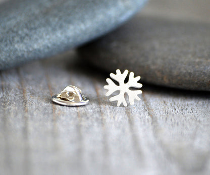 Snowflake Lapel Pin in Sterling Silver, Silver Snowflake Tie Tack