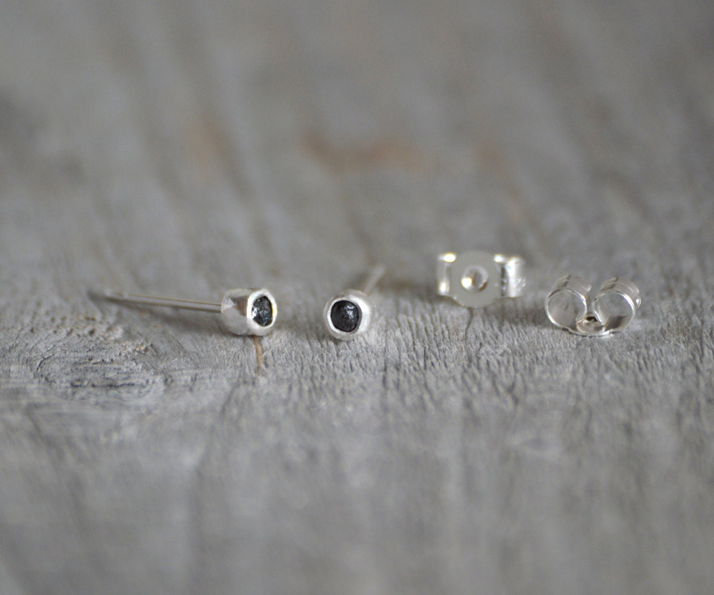 Rough diamond Stud Earrings, Black Diamond Stud Earrings, Total 0.2ct Diamond Stud Earrings