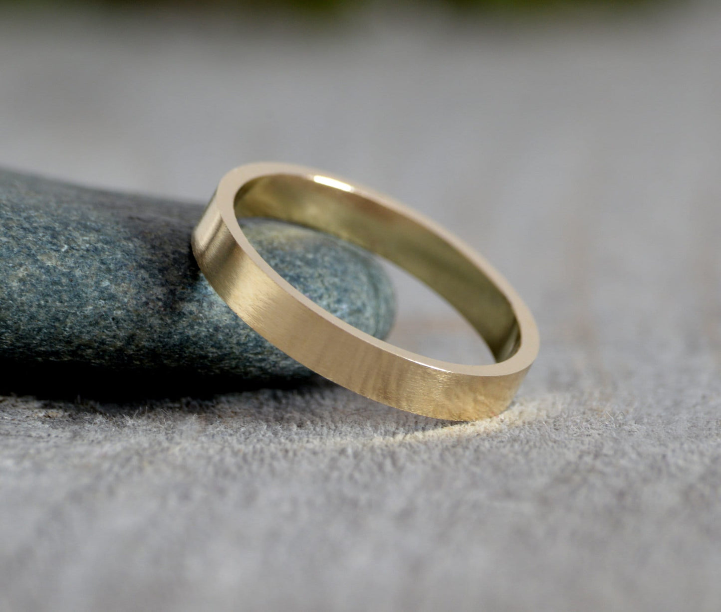Flat Wedding Band in 9k Yellow Gold, Traditional Wedding Ring in Yellow Gold, Simple Wedding Ring