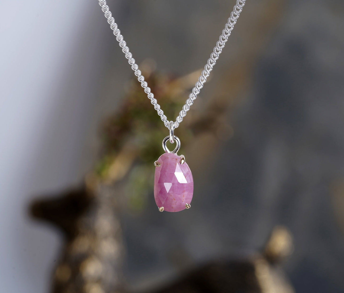 Oval Sapphire Necklace in Orchid Pink, 3.45ct Sapphire Necklace