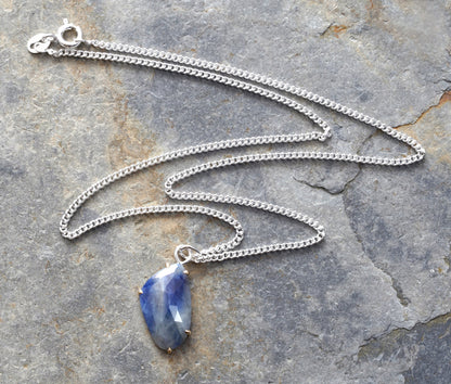 6.3ct Sapphire Necklace, Bicolour Sapphire Necklace in Duke Blue and Seasalt White