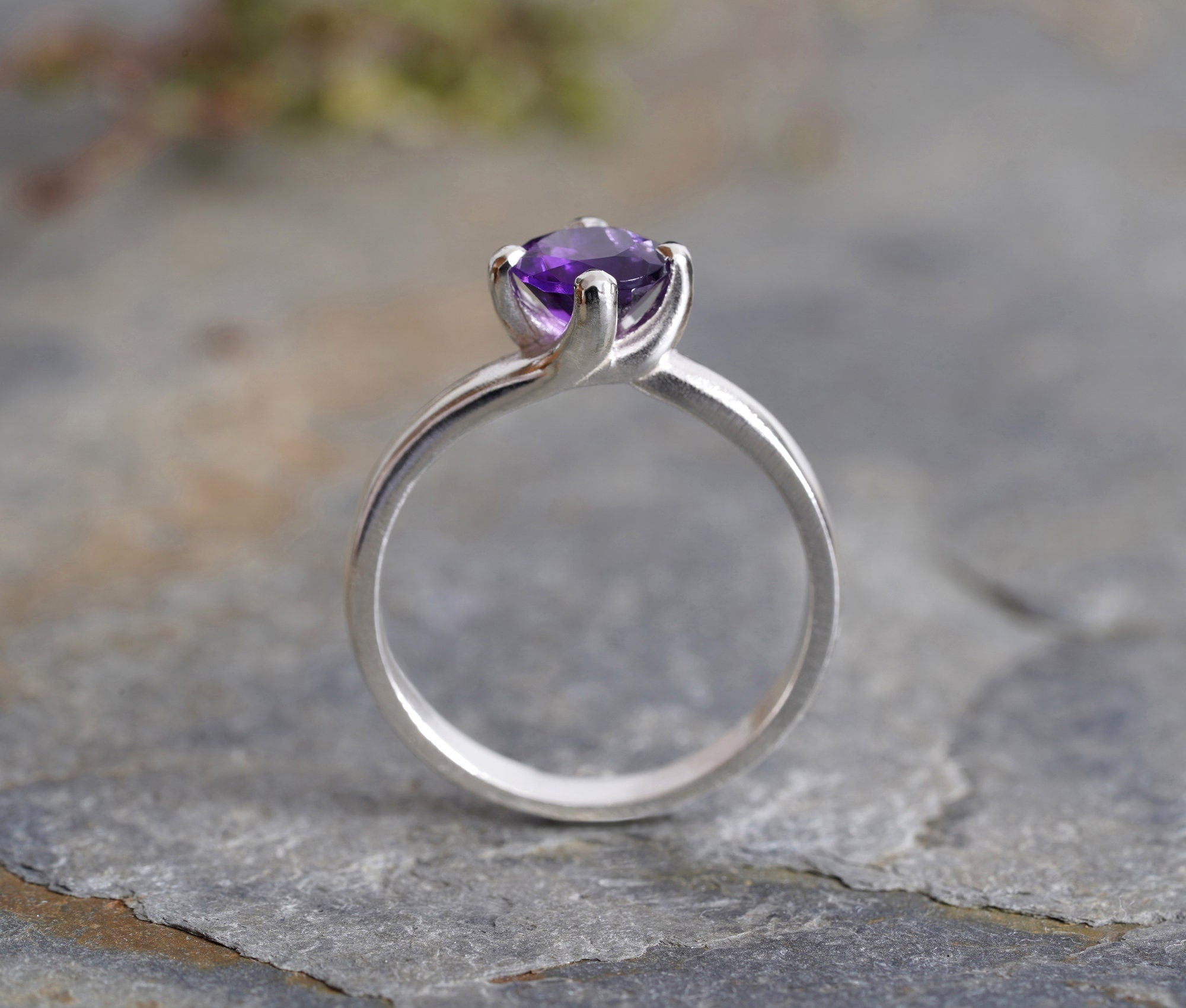 Solitaire 2025 amethyst ring