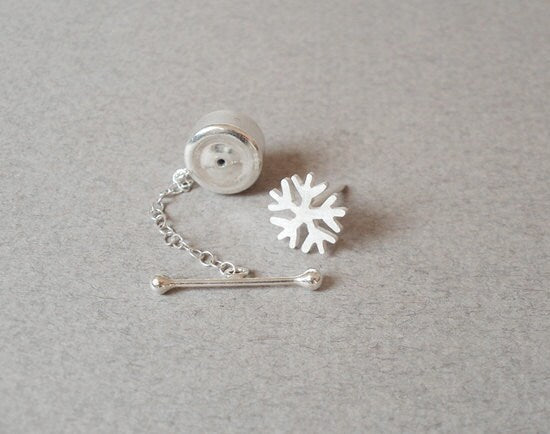 Snowflake Tie Tack in Sterling Silver, Silver Snowflake Tie Pin