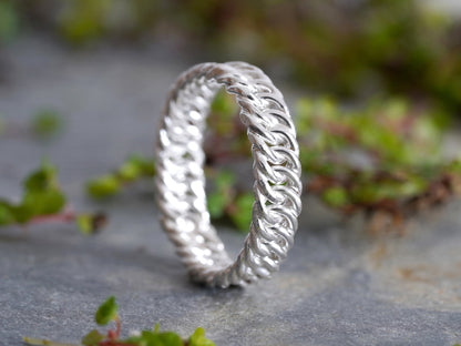 Curb Chain Ring in Sterling Silver, 4.5mm Chain Ring in UK size L (US size 5.75)